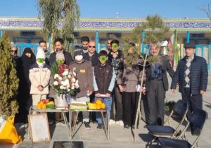دیدار کودکان مؤسسه خیریه ایتام قم با پدران خیر و معنوی به مناسبت میلاد امام علی(ع) و روز پدر